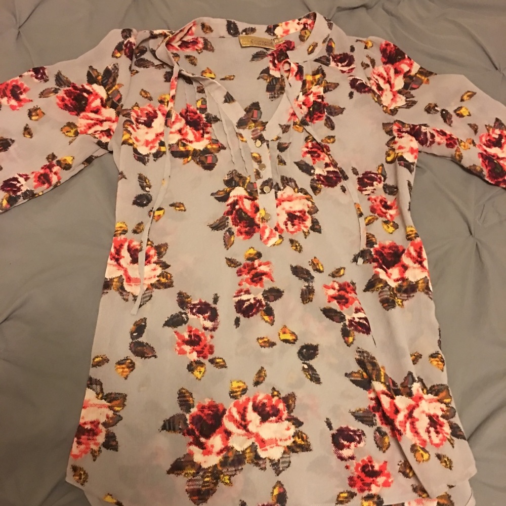 3/4 sleeve shirt