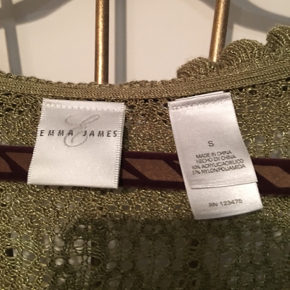 Sweater - Picture 3 of 6