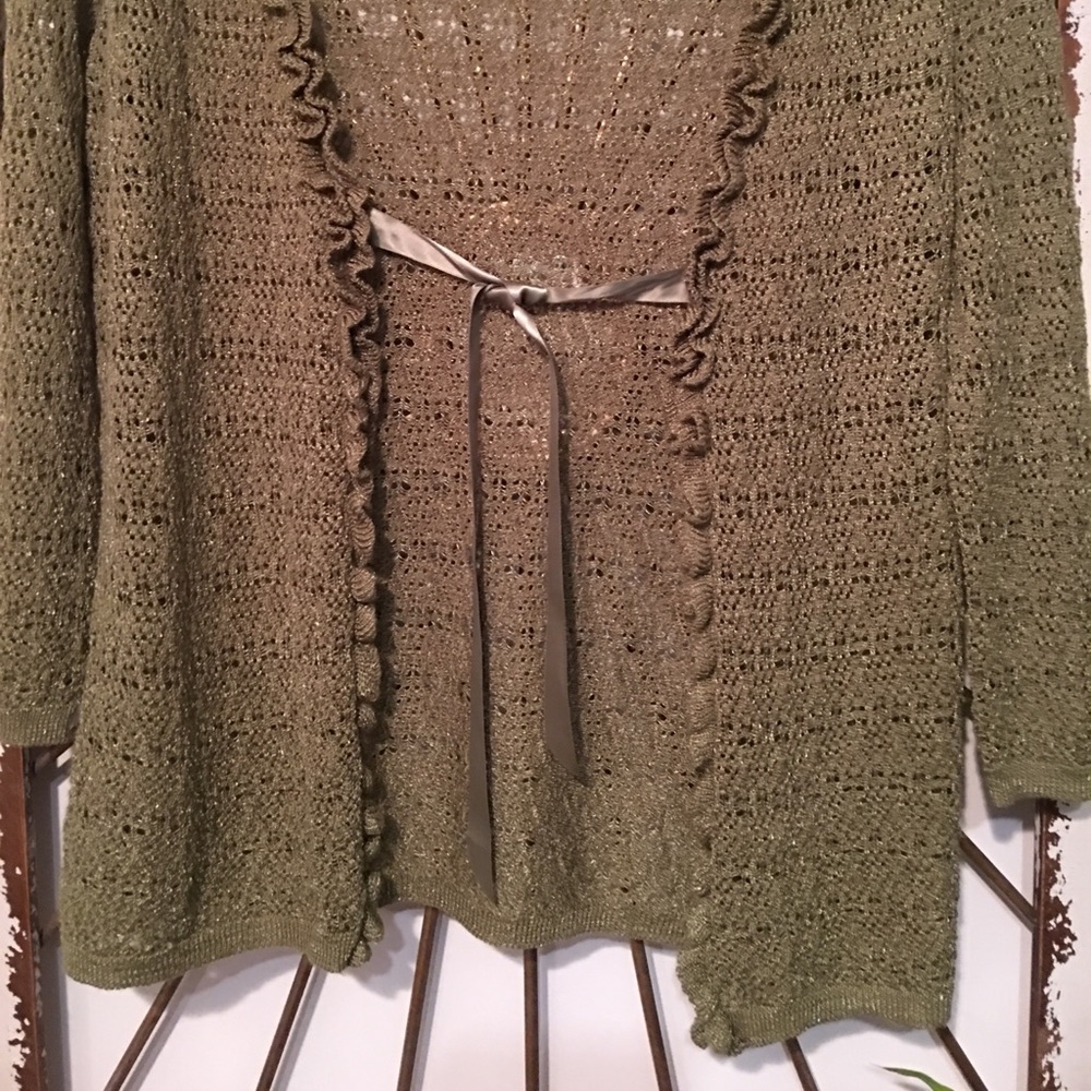 Sweater - Picture 4 of 6