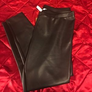 Lauren Conrad faux leather black leggings 🖤