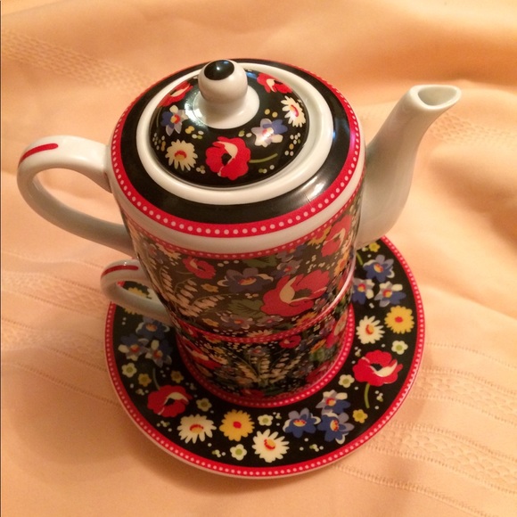Vera Bradley Tea For One in Poppy Fields - Picture 1 of 2
