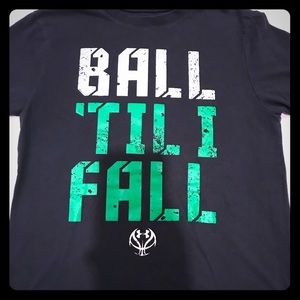 Kids under armor t shirt size small