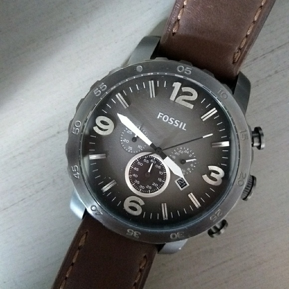 Fossil watch - Picture 1 of 5