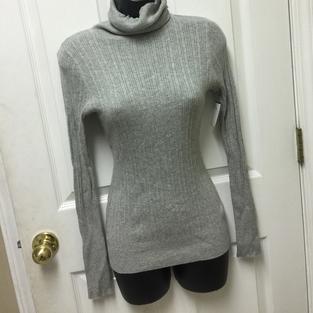 Red camel Gray Long sleeve