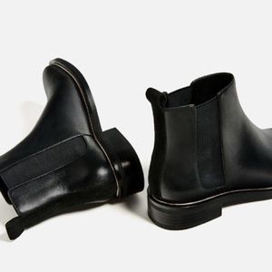Zara Chelsea Boots Size 7.5 Womens