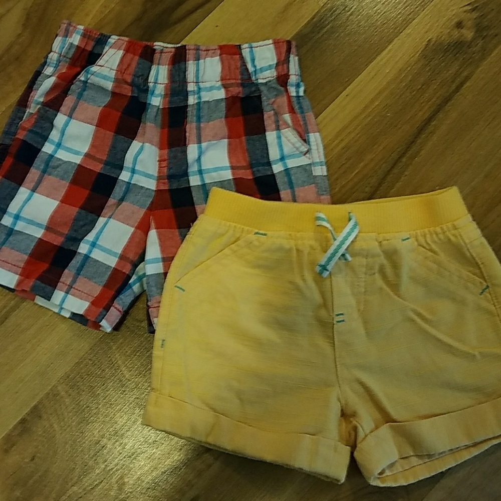 12 month Boys Lot - Picture 5 of 5