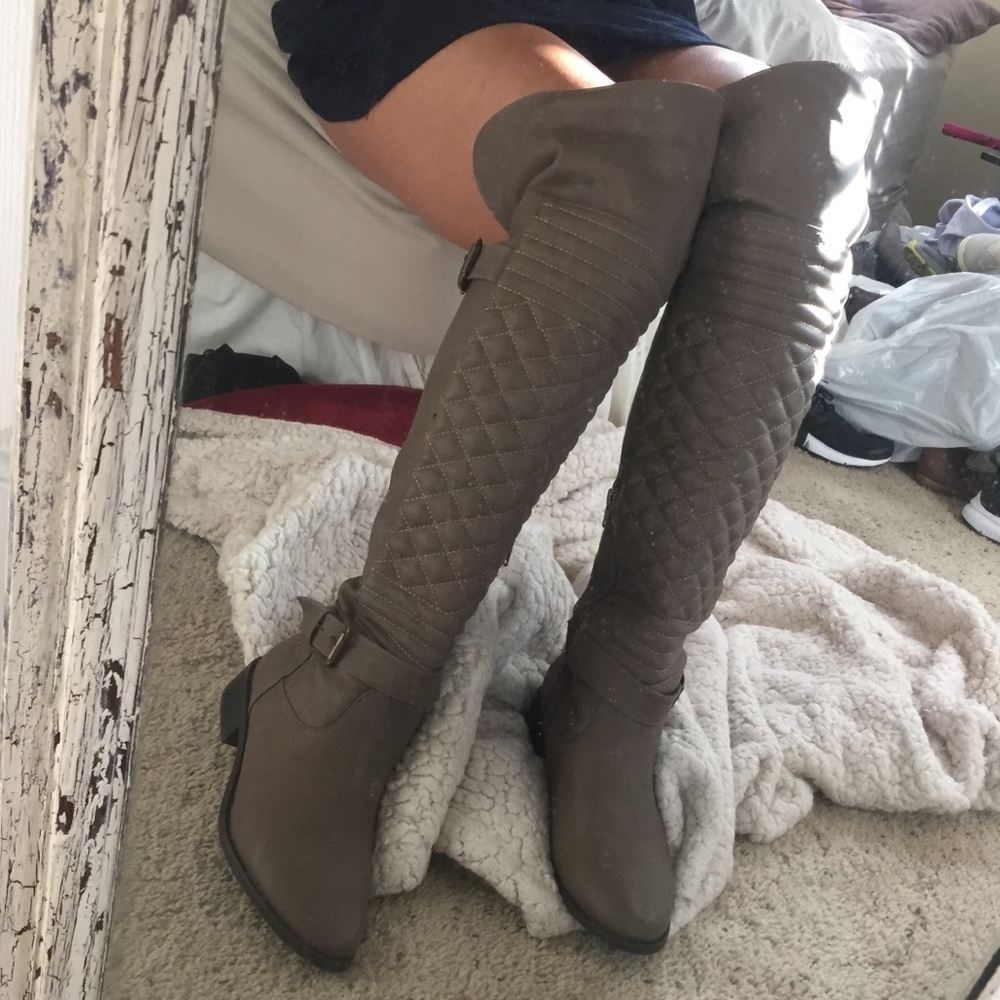 🚫SOLD🚫Tall knee high riding boots