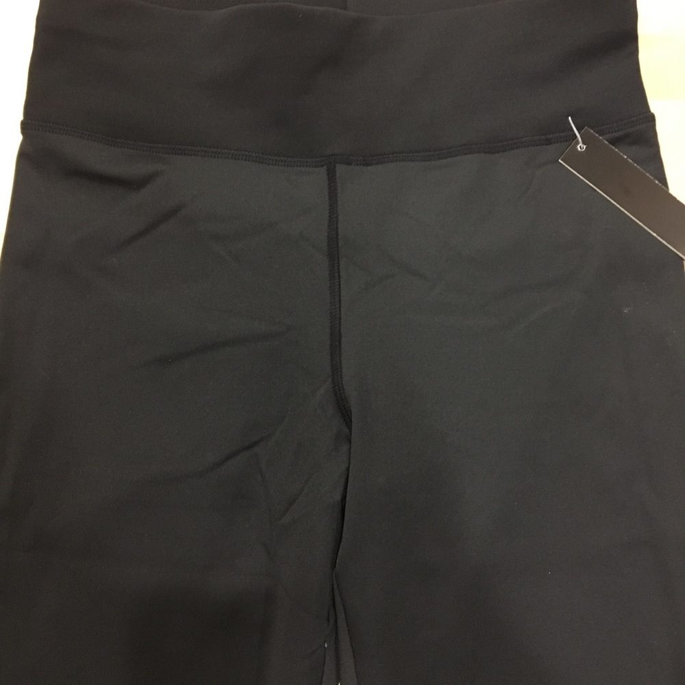 🆕 solid black yoga activewear leggings - Picture 2 of 4