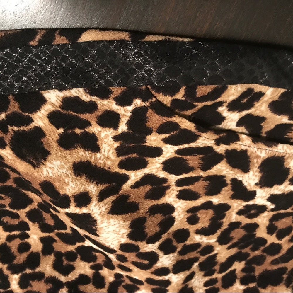 Esley stylish leopard print shorts - Picture 4 of 5