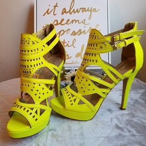 NWOT Neon Yellow Heels