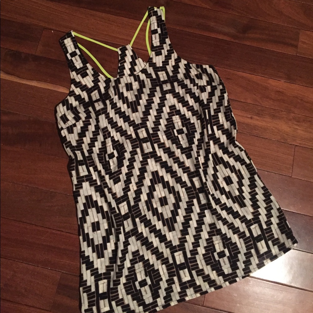 The Limited Geometric Tank, size XS