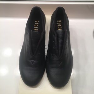 Bloch Lace Up Tap Shoes