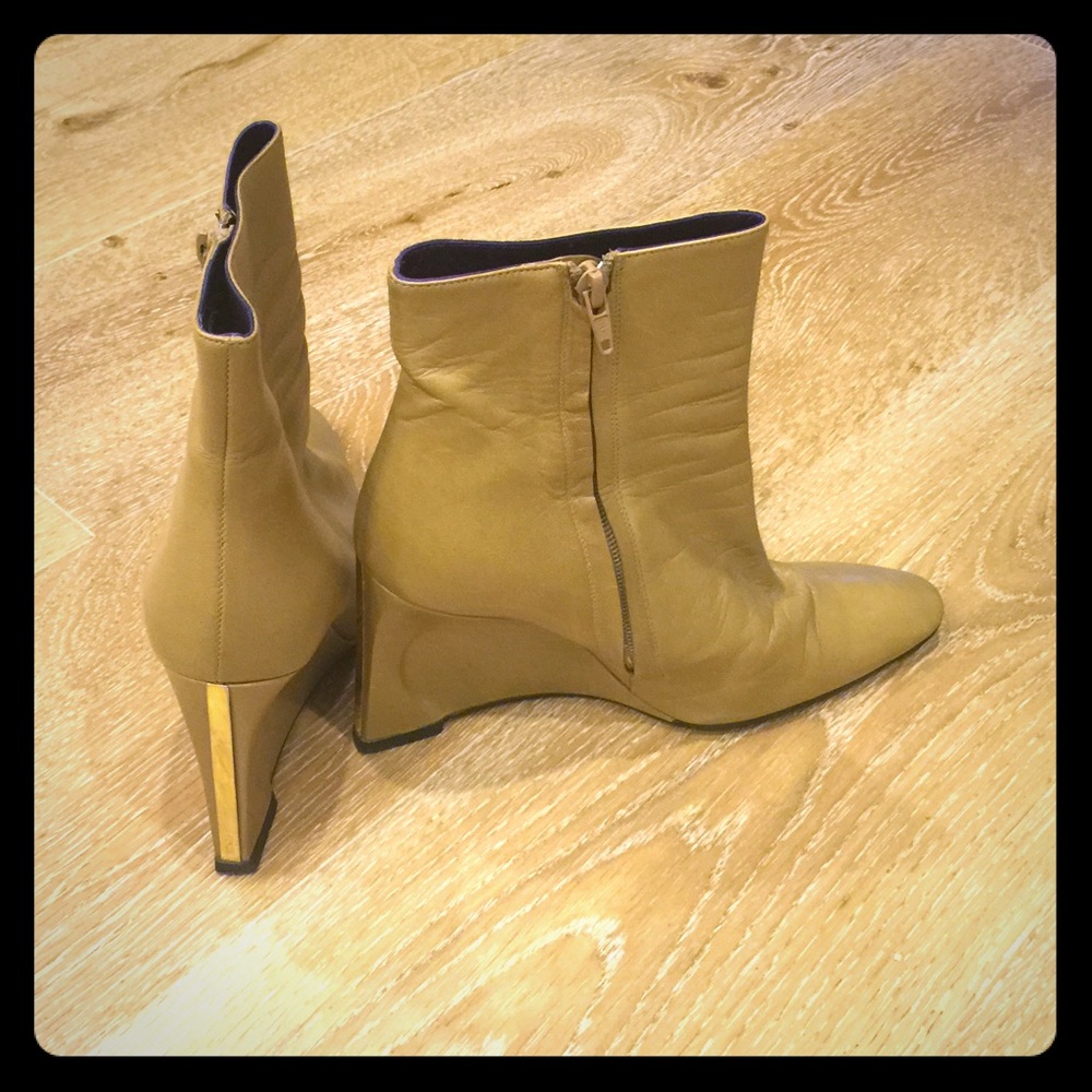 Vintage Fendi wedge booties