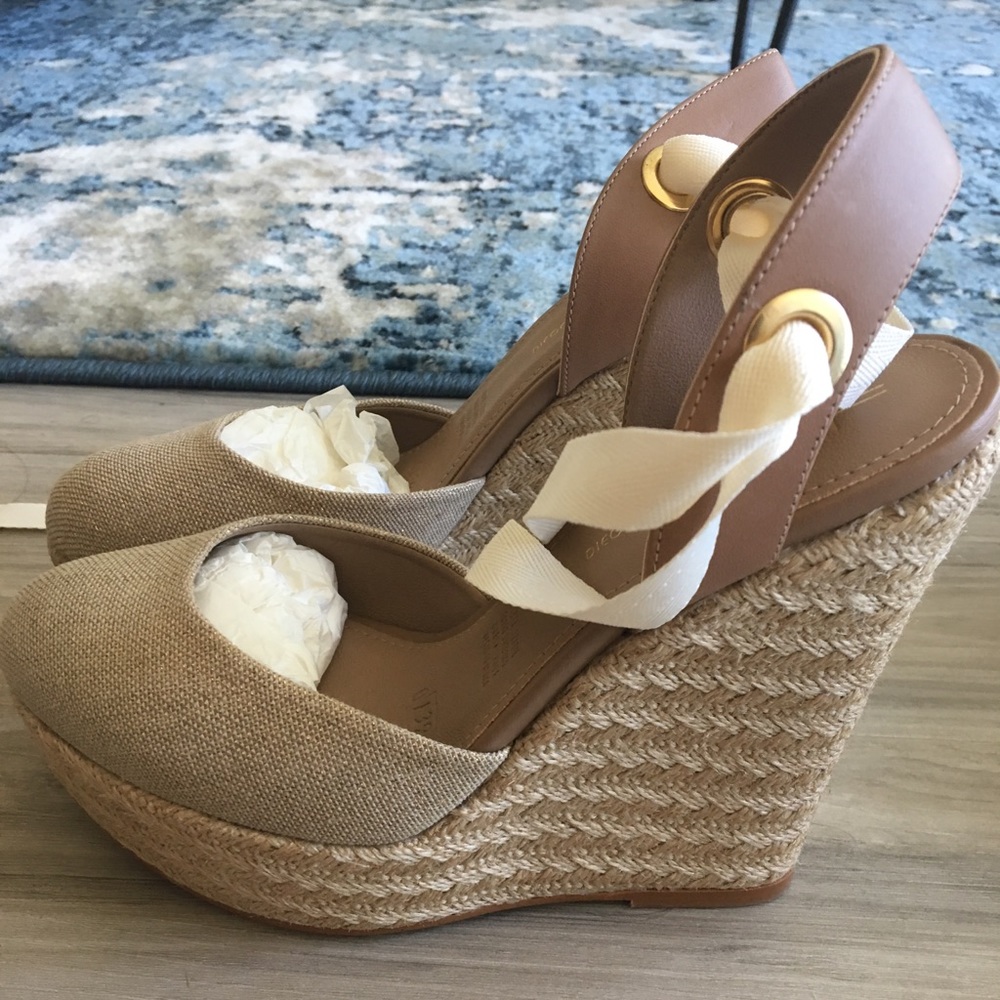 NWT Mexican designer wedges