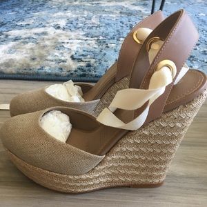 NWT Mexican designer wedges