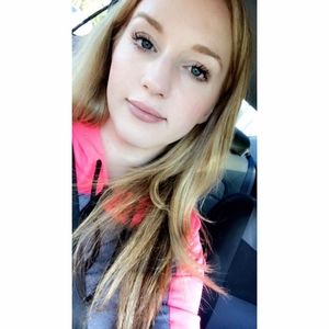 Meet your Posher, Caitlyn