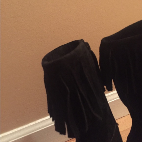 Boots - Picture 3 of 4