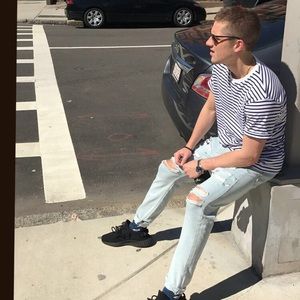 Meet your Posher, Corbin