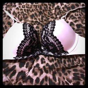 Victoria's Secret Miraculous Plunge Bra