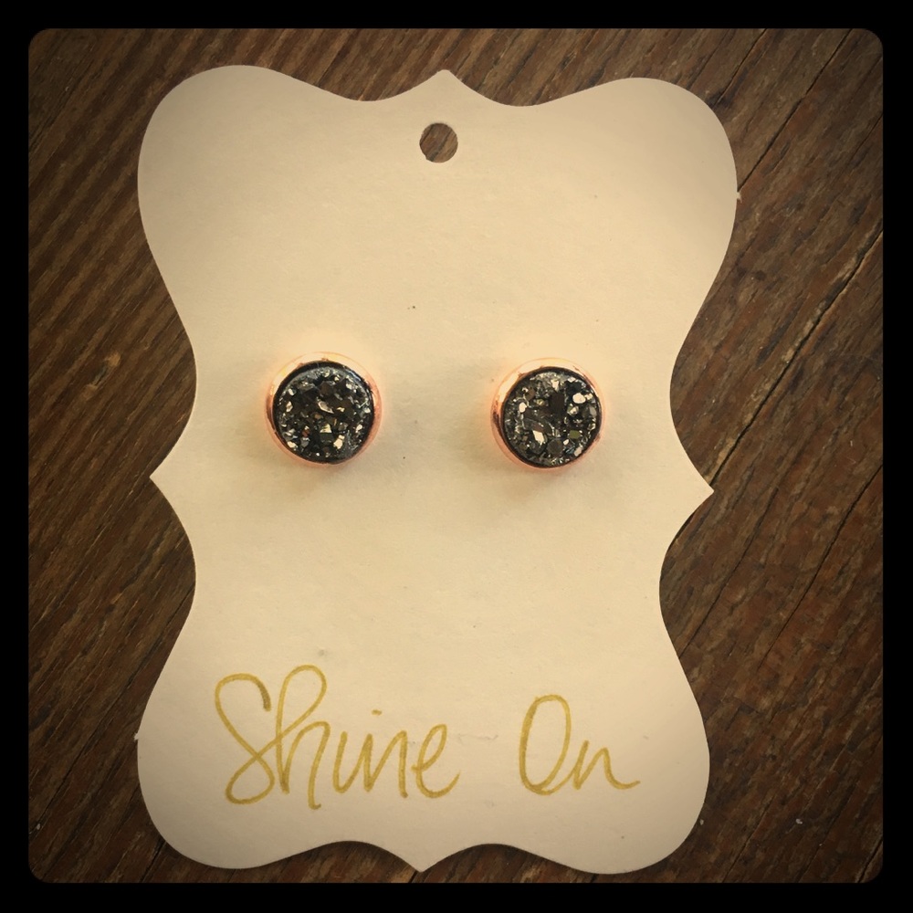 Gunmetal Druzy Shine Studs