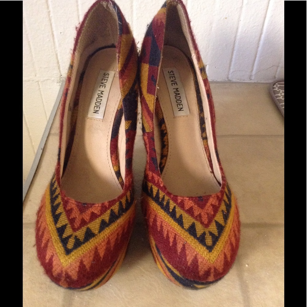 Steve Madden Suede Wedge Heel