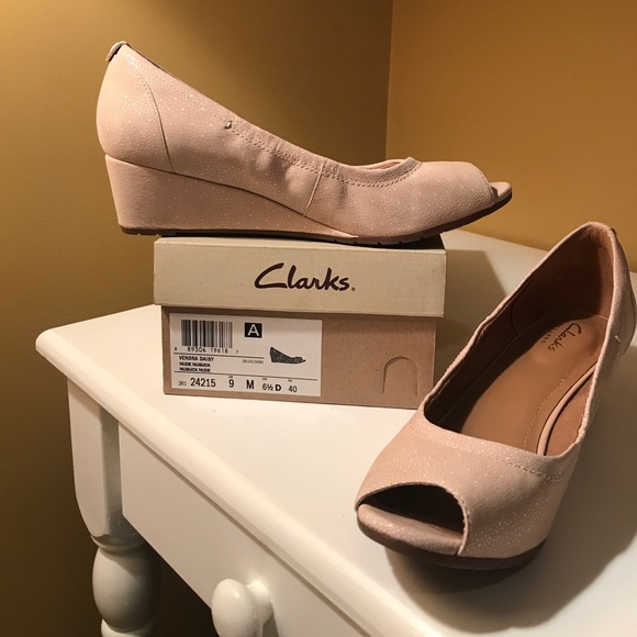 clarks vendra daisy