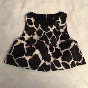 NWT Elliatt Kingdom Top