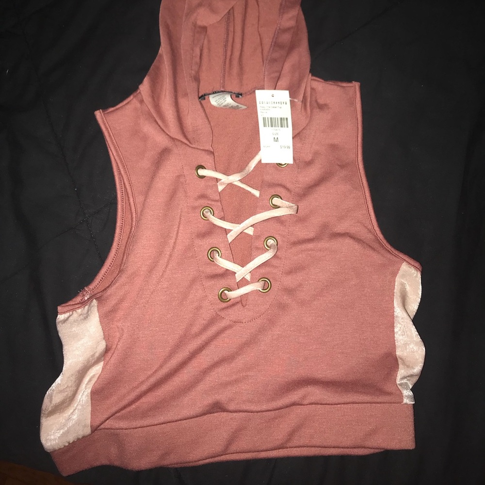 Sleeveless hoodie