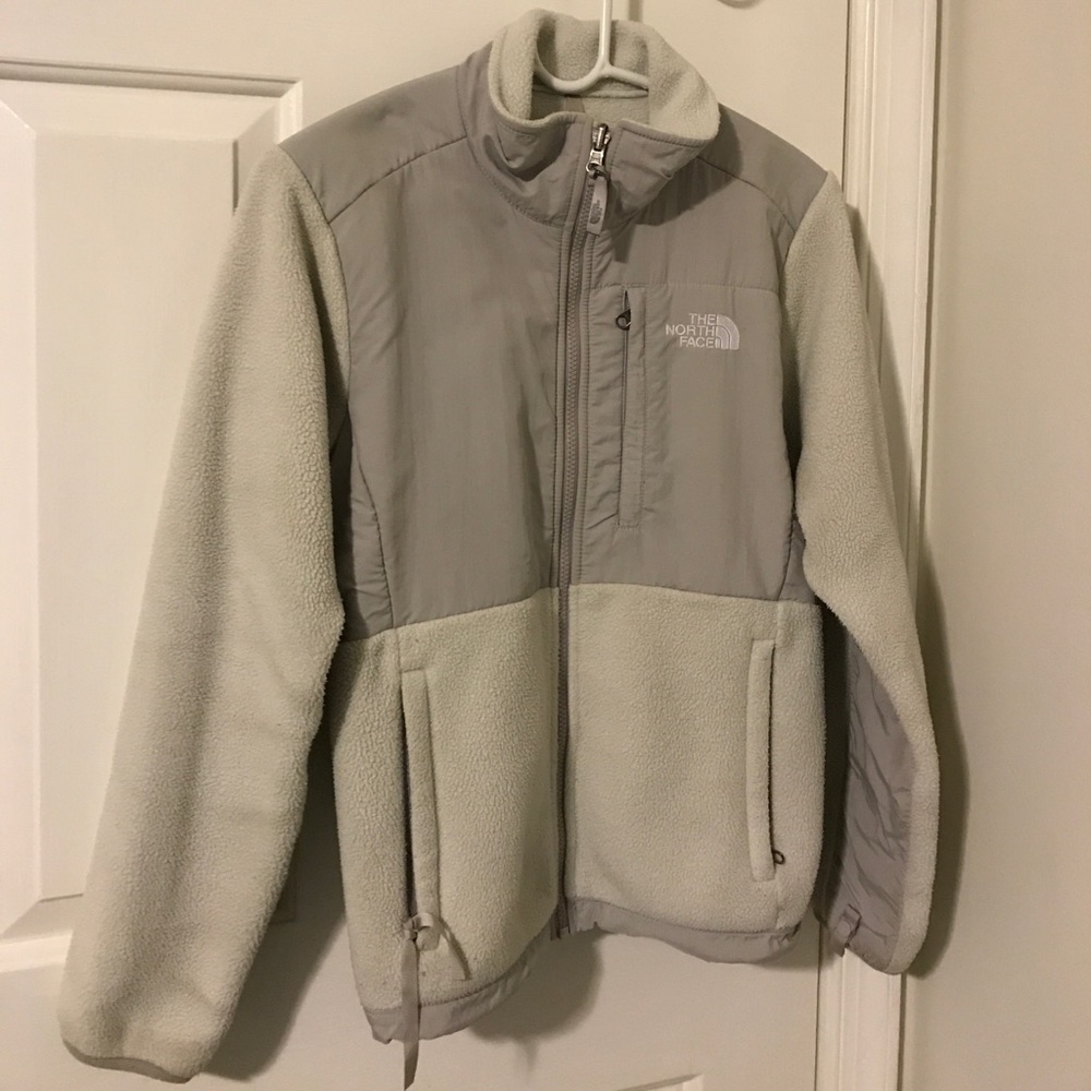 North face- Denali fleece- gentle used- light gray