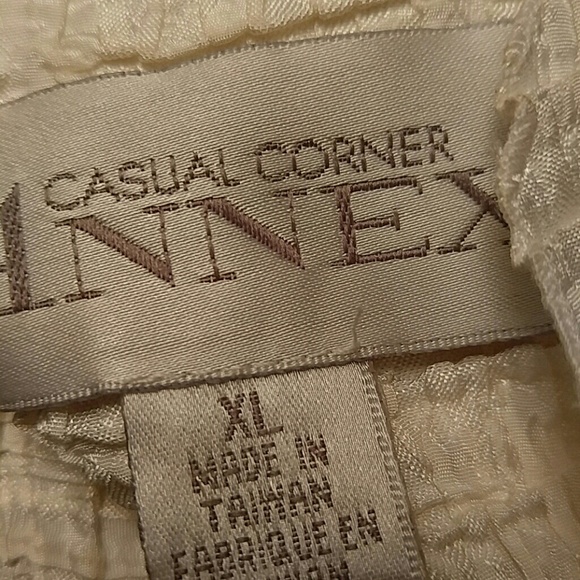 Top - Picture 4 of 5