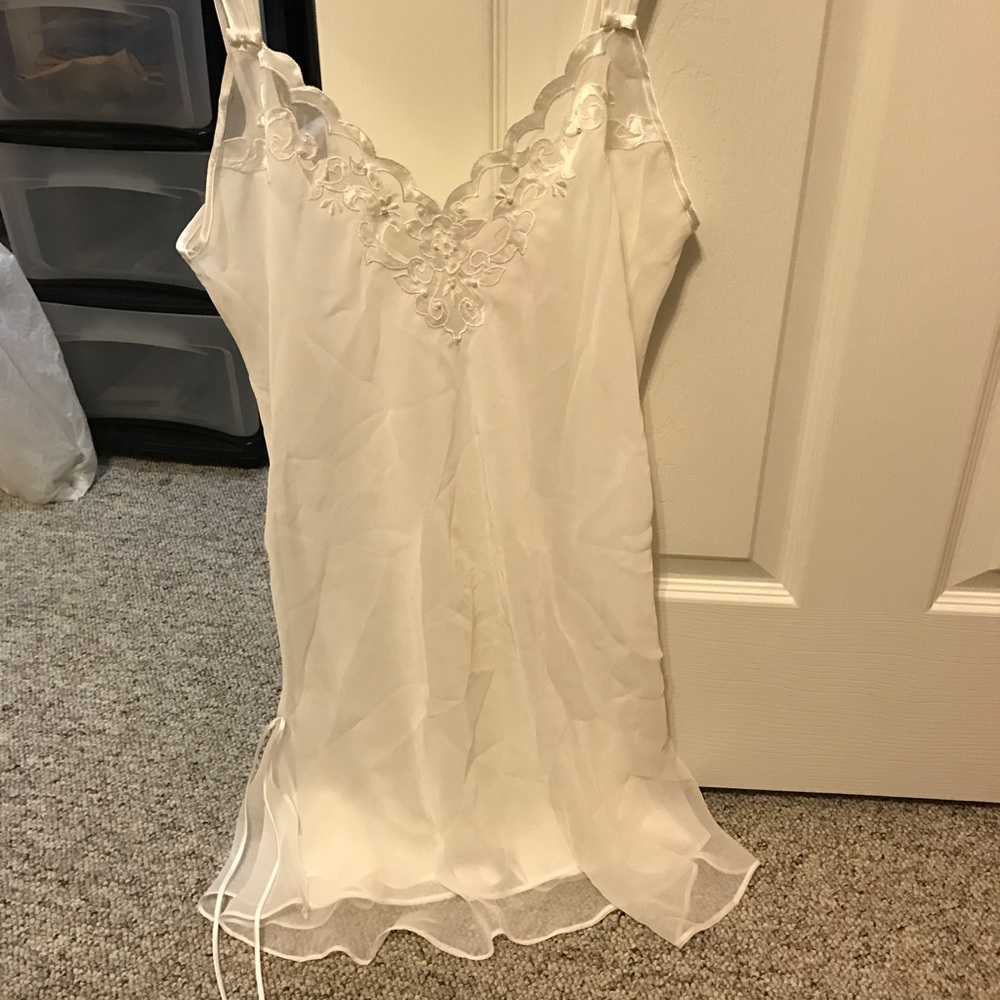 Oscar de le renta (BRAND NEW)