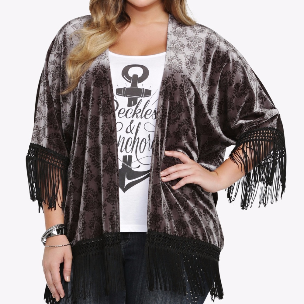 TORRID Gray Velvet Fringe Kimono Size 2/3 - Picture 2 of 8