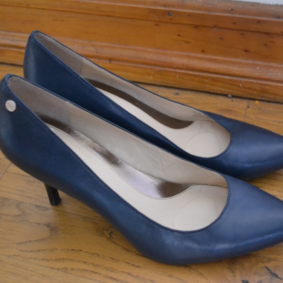 calvin klein blue heels