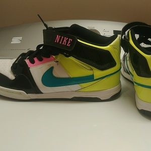 Nike hytops