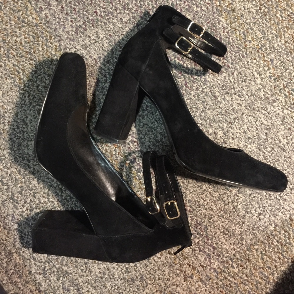 Nine West socialite block heels very cute
