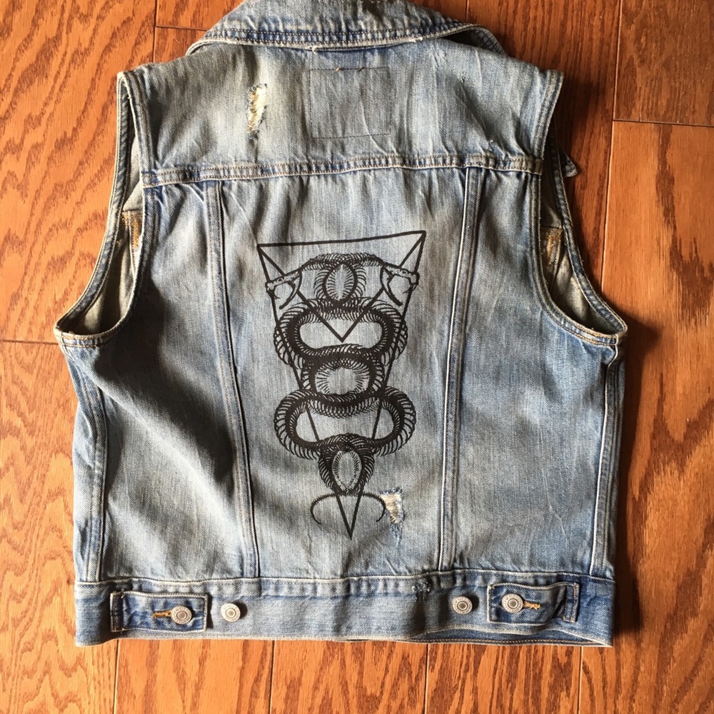 Levi's Vest with Snake Emblem
