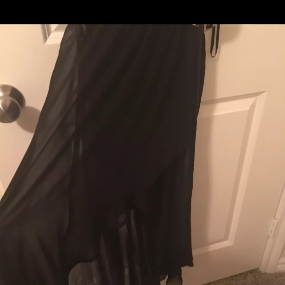 Pattern dress - Picture 2 of 3