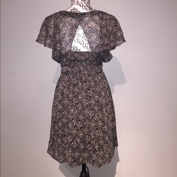 Stunning GUESS Dress!! - Picture 5 of 6