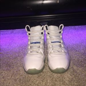Jordan 11 legend blue