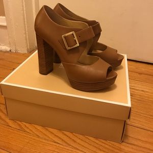 Michael Kors Eleni Leather Platform