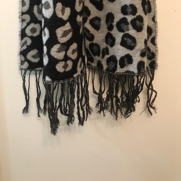 BP. Black & Grey Cheetah Scarf - Picture 3 of 6