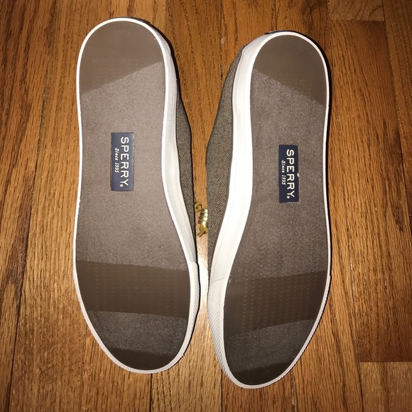 NEW Women’s Sperry Seacoast Canvas Sneakers - Picture 3 of 5