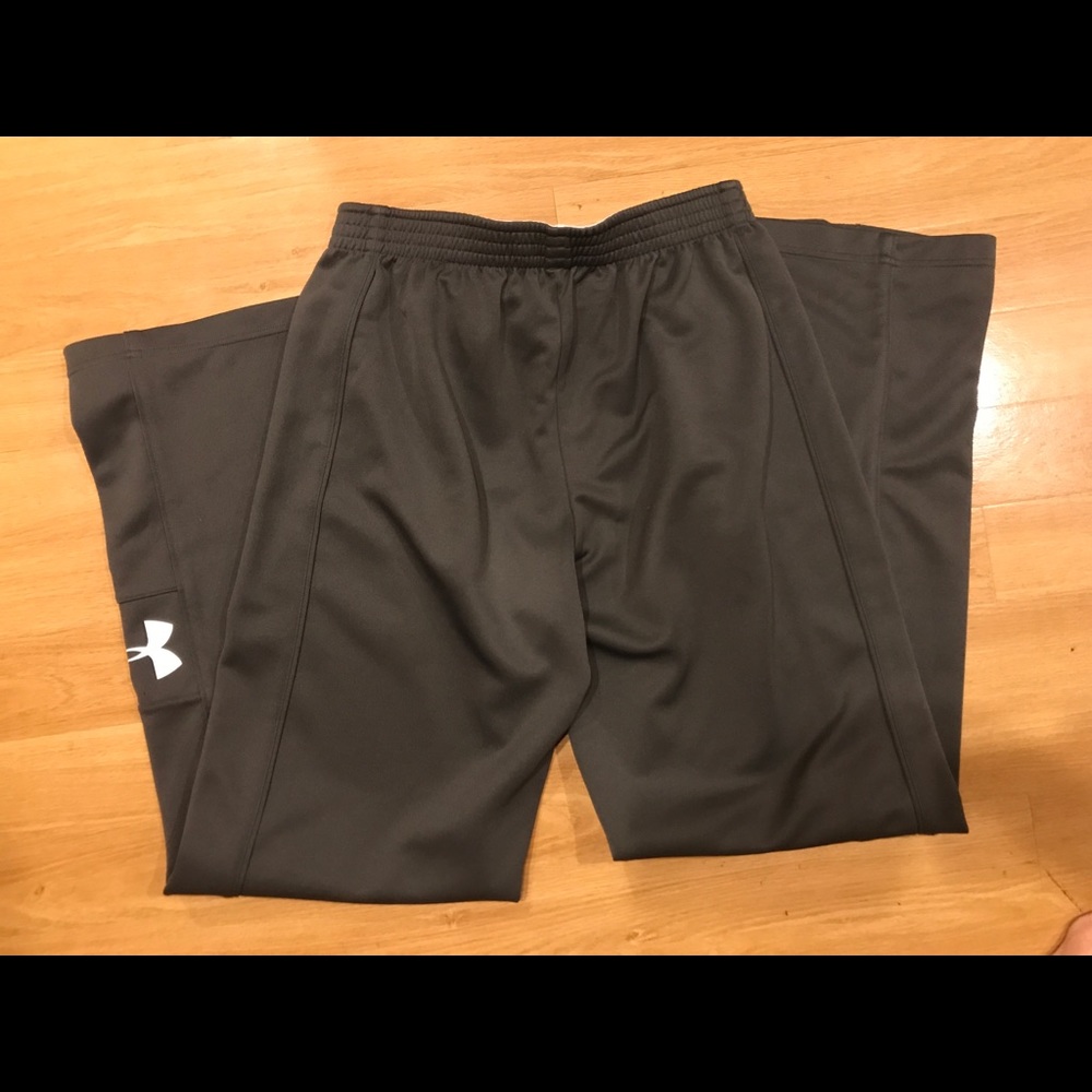 Under armour all weather gear. Polyester pant