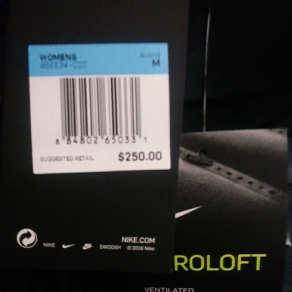 NWT NIKE AEROLOFT JACKET !! - Picture 6 of 8