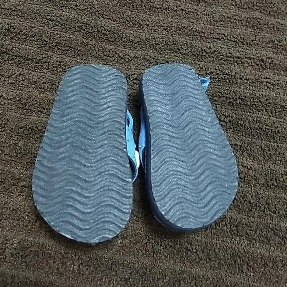 NW Fishbone Flip-flops - Picture 2 of 3