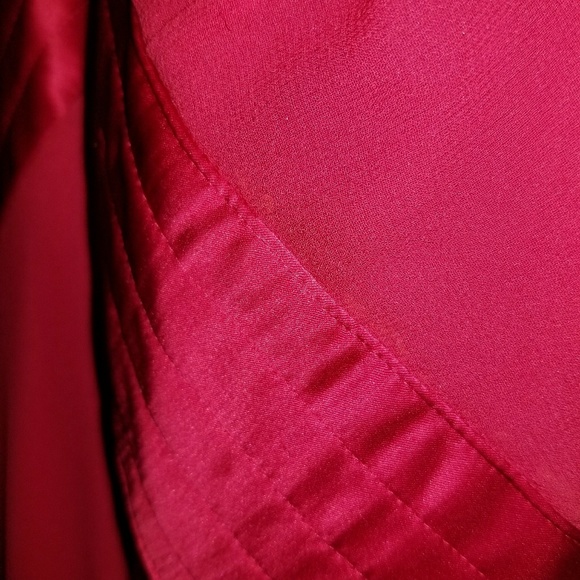 🆕️Express Hot Pink Halter Dress💕 - Picture 4 of 7