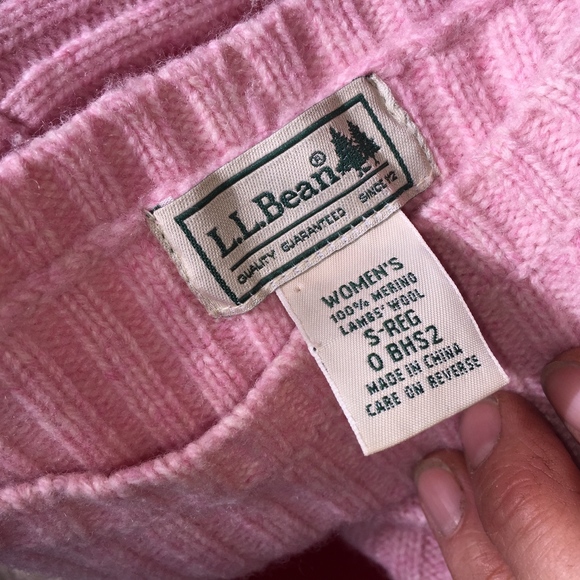 L.L.BEAN pink 100% merino ribbed sweater - Picture 2 of 5