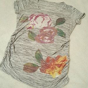 MotherhoodMaternity t-shirt floral with Ruch sides