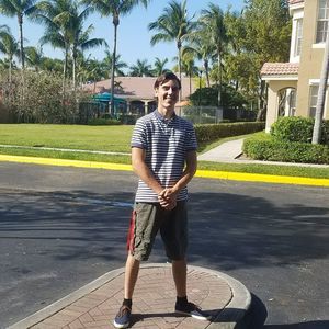 Meet your Posher, Adam