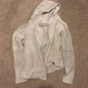 Knit thick Lucky Brand sweater